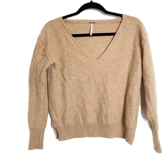 FREE PEOPLE Women’s Camel Harmony 100% Cashmere V-Neck Sweater - XS - Picture 5 of 13